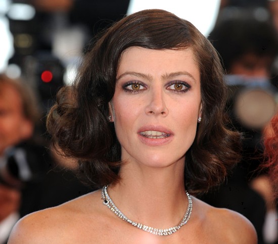 香奈儿天价珠宝闪耀AMFAR年度晚宴