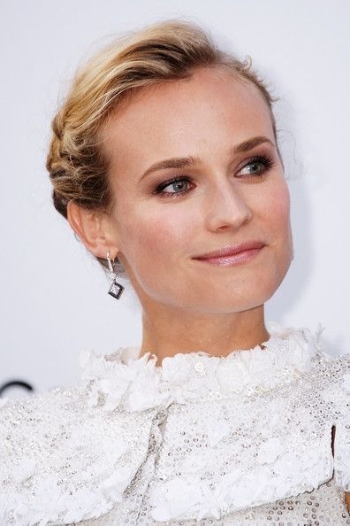 香奈儿天价珠宝闪耀AMFAR年度晚宴